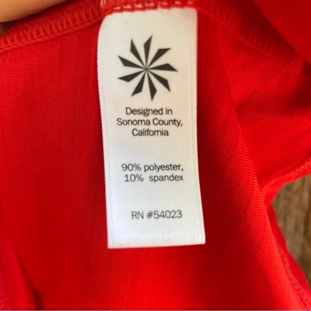 ATHLETA Women’s Orange Red Long Sleeve Half Zip Pullover Sweatshirt Size Small